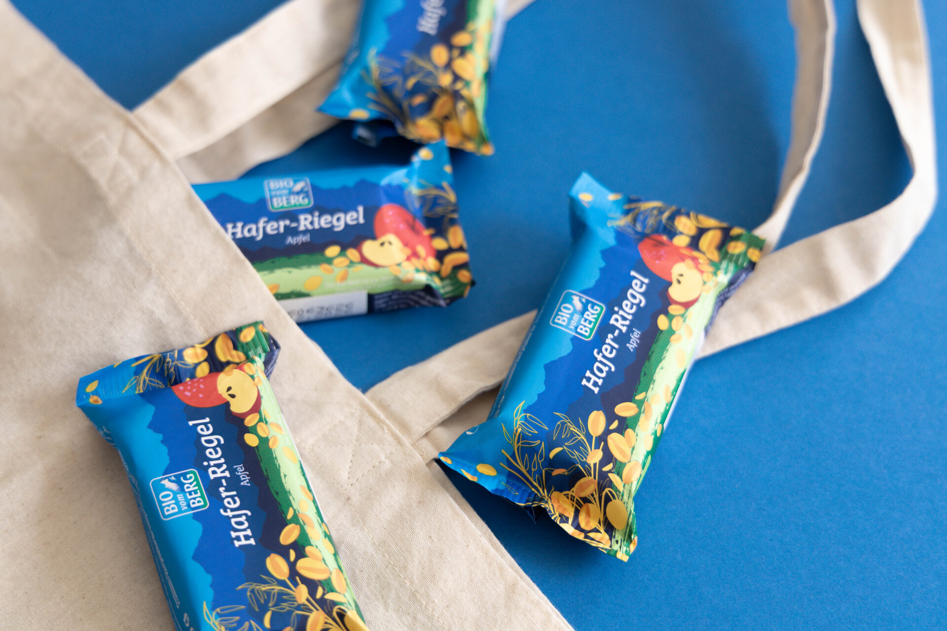 PACKAGING DESIGN